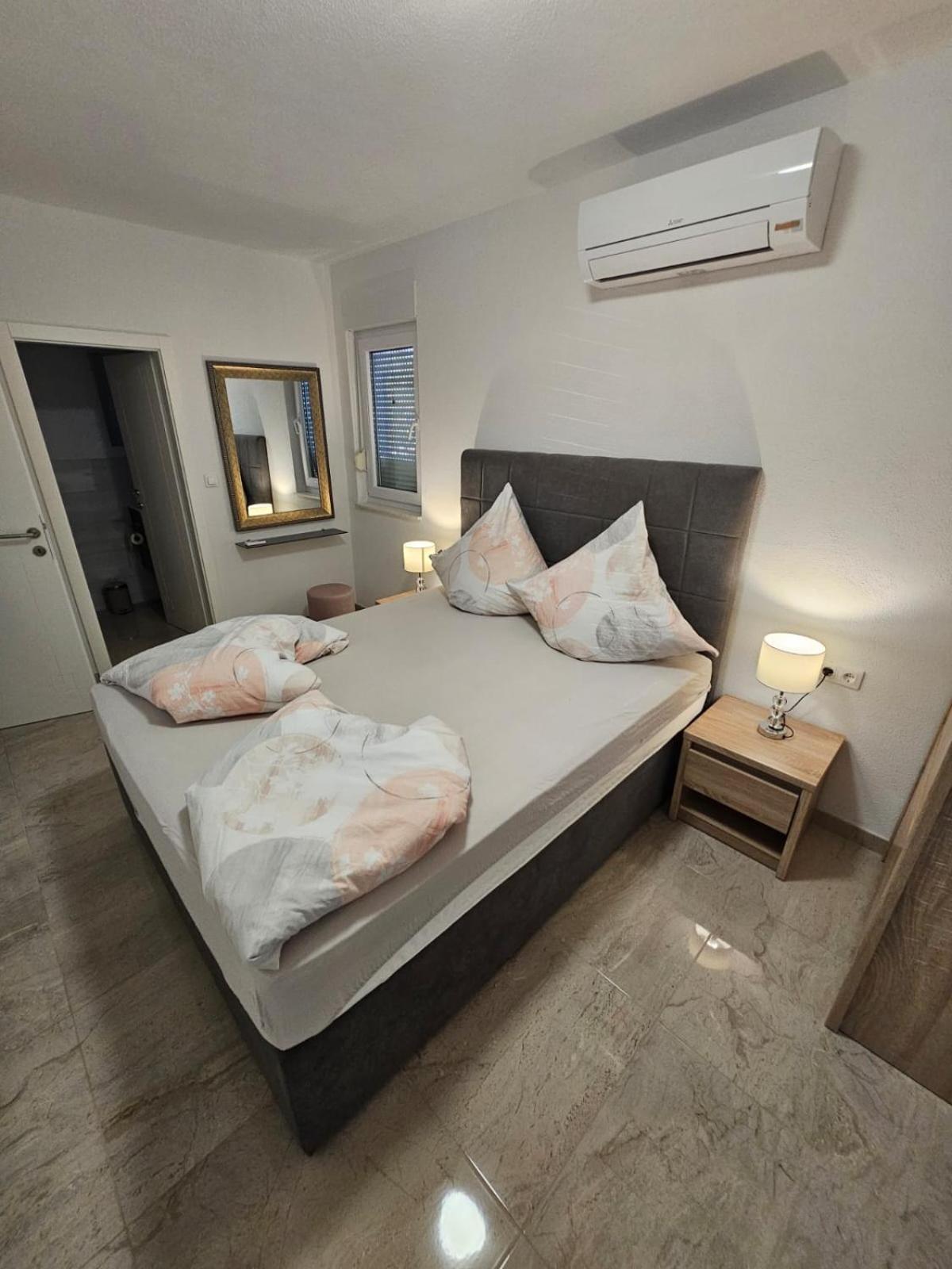 Villa Botic Trogir Extérieur photo